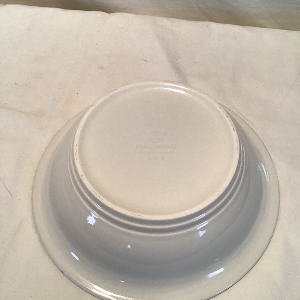 Vintage Pfaltzgraff ocean breeze 9” vegetable bowl. - Picture 3 of 3